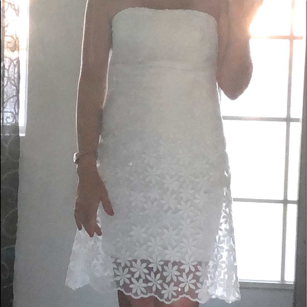 Belle Badgley Mischa white cotton lined strapless dress size 6